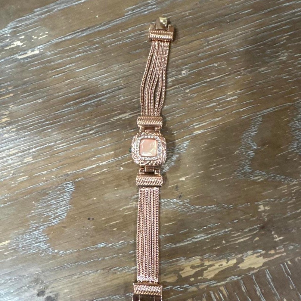 Vintage Rumours Rose Gold Secret Cover Watch – Model 19408'